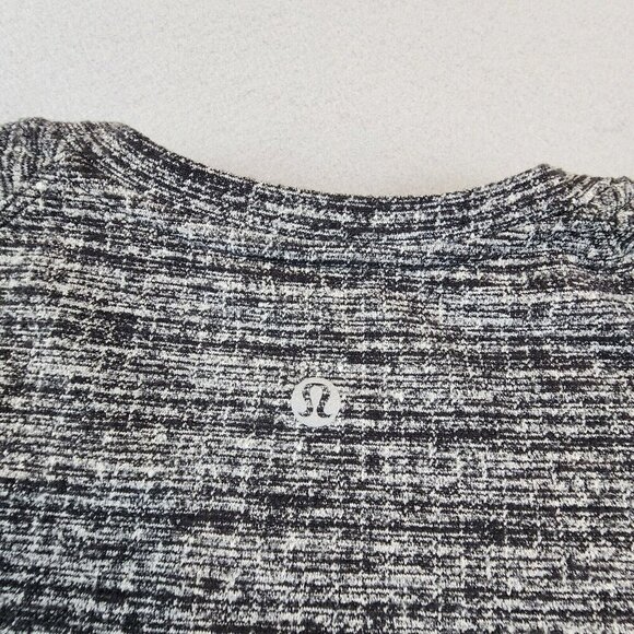 Lululemon Extra Mile Long Sleeve Running Pull-on Luon Suited‎ Jacquard Black 6 - Picture 7 of 12